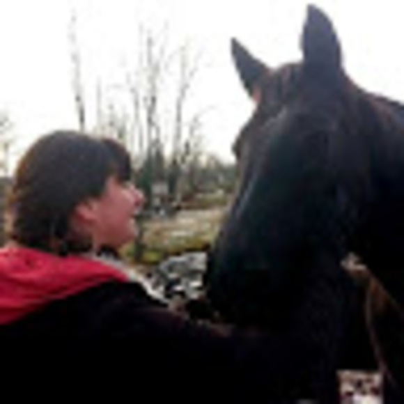 Meet your Posher, Sapphhira - Picture 1 of 1